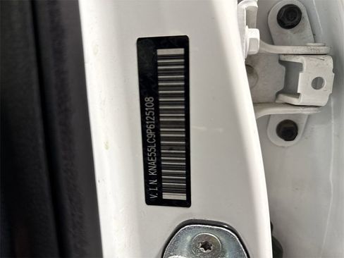 Used 2023 Kia Stinger GT2 w/ Red Interior Color Package image 29