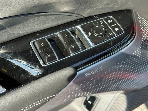 New 2026 Cadillac Lyriq V image 12