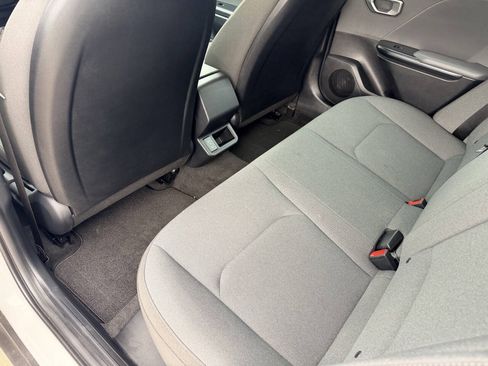 Used 2025 Kia K4 FWD image 15