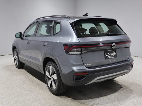 Used 2025 Volkswagen Taos S AWD/4WD image 5