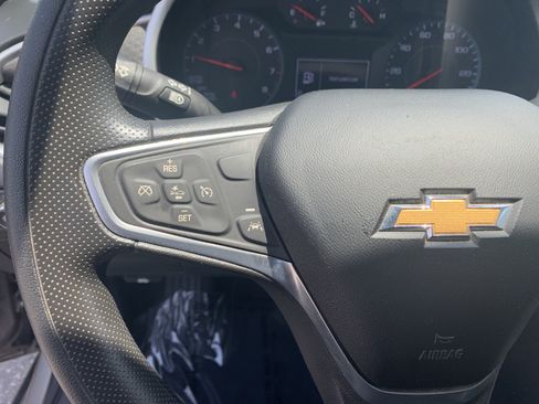 Used 2023 Chevrolet Malibu LT FWD image 19
