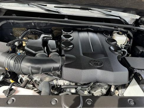 Certified 2024 Toyota 4Runner TRD Off-Road Premium w/ Moonroof Package image 22