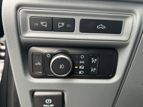 Used 2021 Ford F150 XLT w/ Equipment Group 302A High image 29