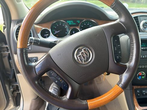 Used 2011 Buick Enclave CXL w/ Trailering Provision Package image 4