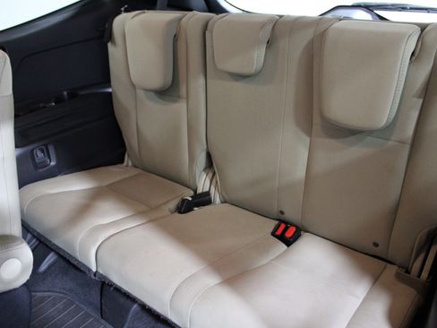 Used 2023 Subaru Ascent Premium w/ Convenience Package image 21