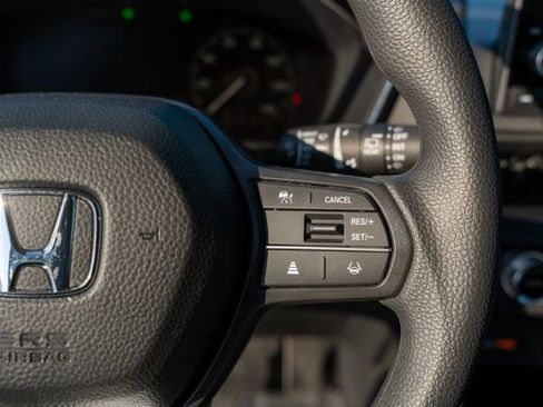 Used 2024 Honda CR-V EX image 23