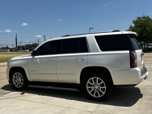 Used 2015 GMC Yukon Denali w/ Premium Package AWD/4WD image 23