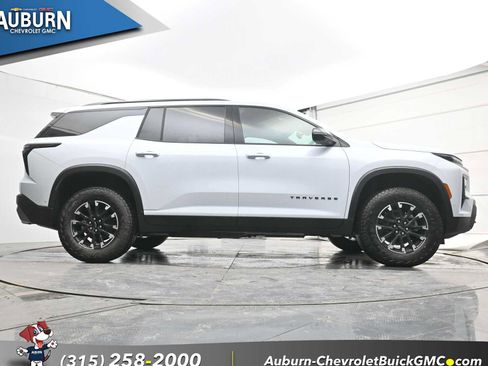 New 2026 Chevrolet Traverse Z71 w/ Enhanced Driving Package image 22