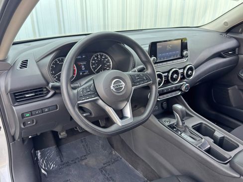 Used 2022 Nissan Sentra S image 12