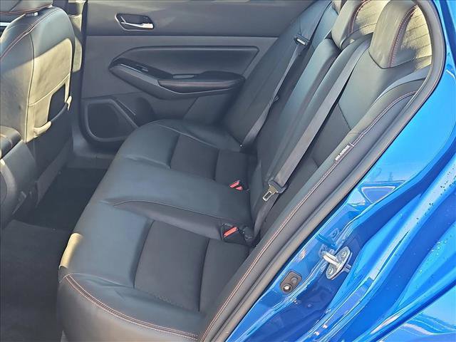 Used 2025 Nissan Altima 2.5 SR FWD image 18