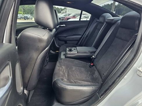 Used 2022 Dodge Charger R/T w/ Plus Group RWD image 31