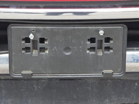 Used 2019 Ford F150 Lariat image 9