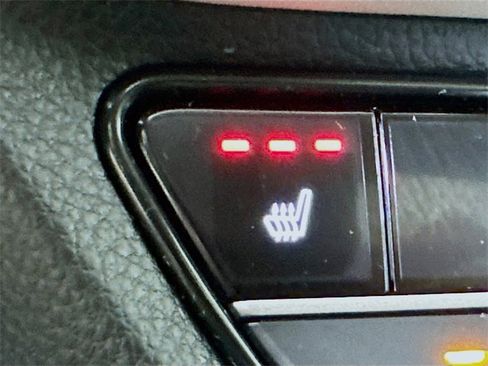 Certified 2024 Honda HR-V EX-L image 12