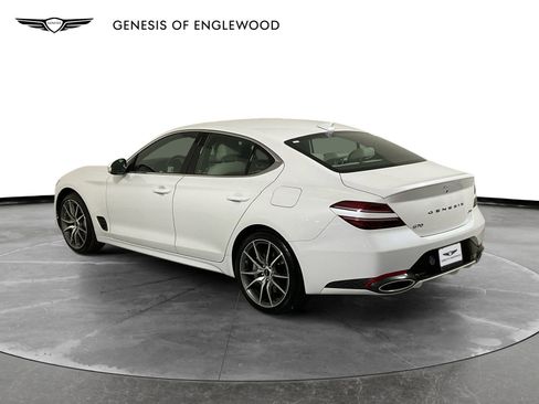 Used 2025 Genesis G70 2.5T image 8