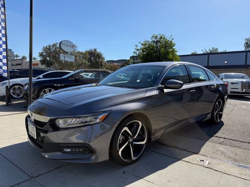 Used 2019 Honda Accord Sport image 6