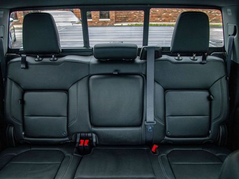 Used 2019 Chevrolet Silverado 1500 RST image 26