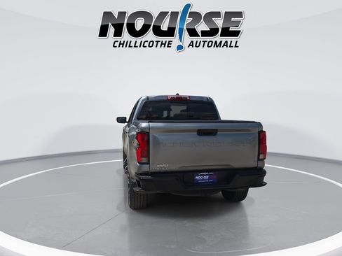 Used 2023 Chevrolet Colorado Z71 AWD/4WD image 7