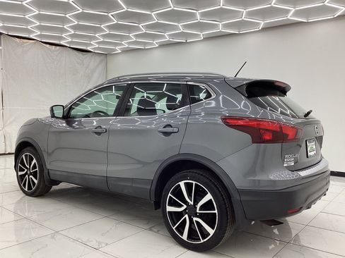 Used 2018 Nissan Rogue Sport SL image 11