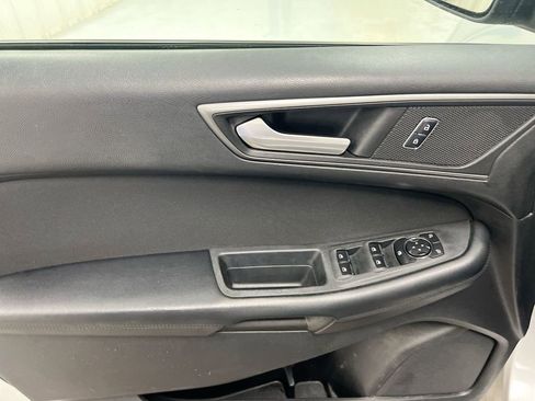Used 2015 Ford Edge SE FWD image 20