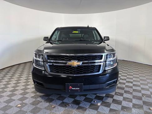 Used 2020 Chevrolet Suburban LT image 2