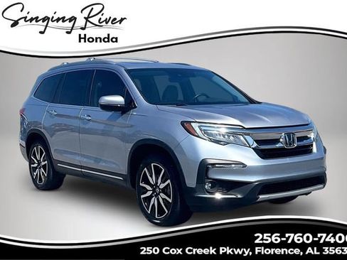 Used 2021 Honda Pilot Touring image 1