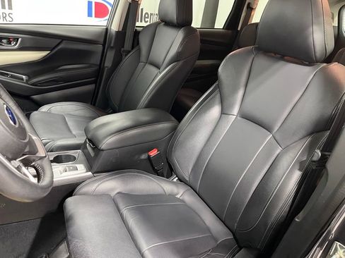 Used 2019 Subaru Ascent Limited image 11