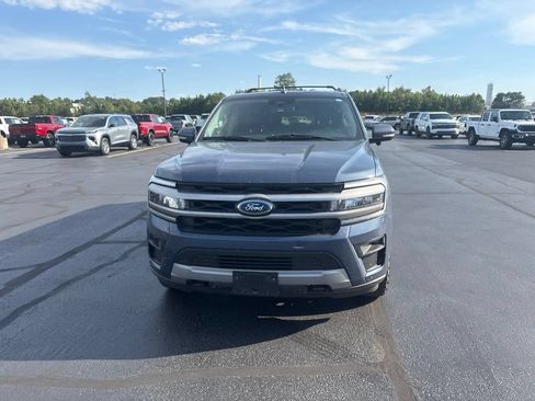 Used 2022 Ford Expedition Max XLT AWD/4WD image 6