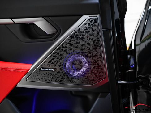 Used 2026 BMW M5 w/ Carbon Package image 76