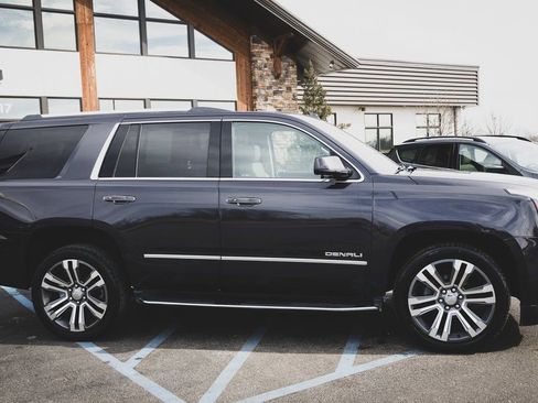 Used 2018 GMC Yukon Denali w/ Open Road Package image 31