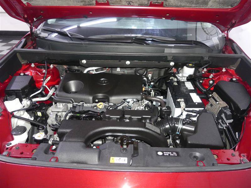 Used 2021 Toyota RAV4 XLE AWD/4WD image 12
