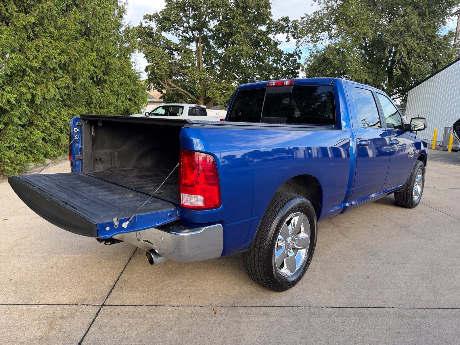 Used 2019 RAM 1500 Big Horn AWD/4WD image 32