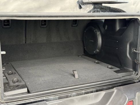 Used 2022 Jeep Wrangler Unlimited Sahara w/ Cold Weather Group image 24