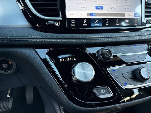 New 2026 Chrysler Pacifica Limited w/ S Appearance Package image 20