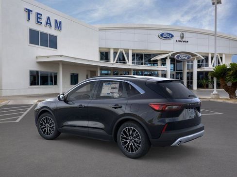 New 2025 Ford Escape SE image 4