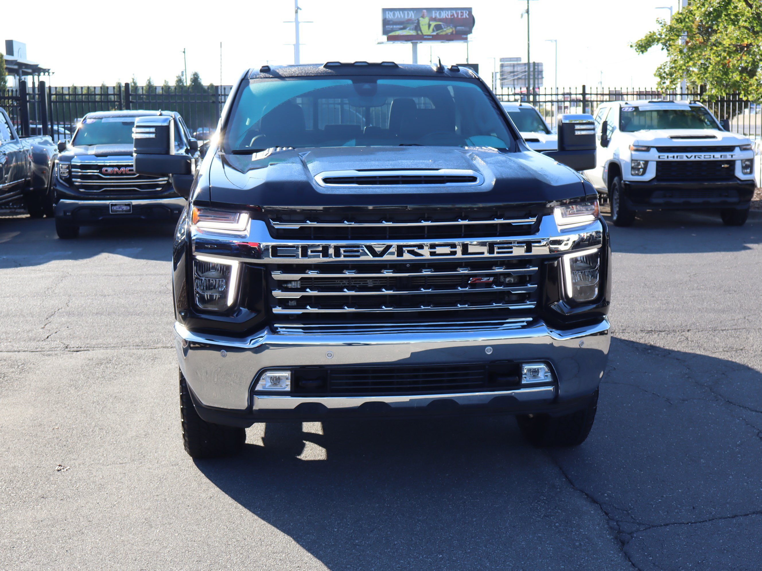 Used 2021 Chevrolet Silverado 2500 LTZ w/ LTZ Premium Texas Edition AWD/4WD image 3