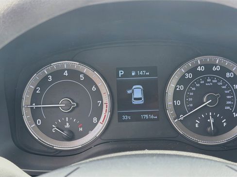 Used 2022 Hyundai Venue SE w/ Cargo Package FWD image 9