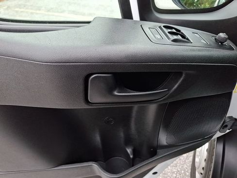 Used 2025 RAM ProMaster 2500 w/ Convenience Group FWD image 13
