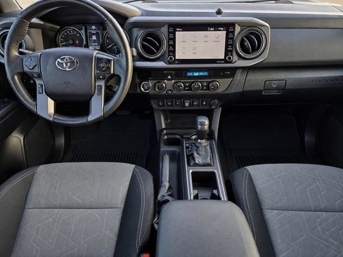 Used 2021 Toyota Tacoma TRD Off-Road w/ Technology Package AWD/4WD image 37