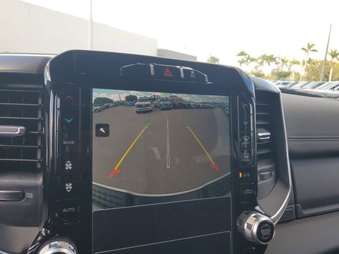 Used 2024 RAM 2500 Laramie image 31