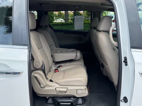 Used 2024 Honda Odyssey EX-L image 16