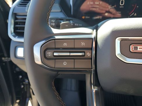 New 2026 GMC Acadia AT4 w/ Luxury Package AWD/4WD image 37