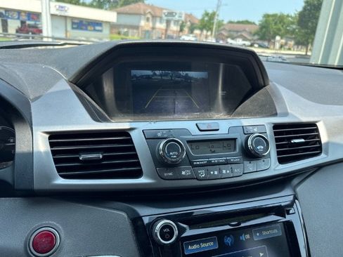 Used 2016 Honda Odyssey EX-L image 22
