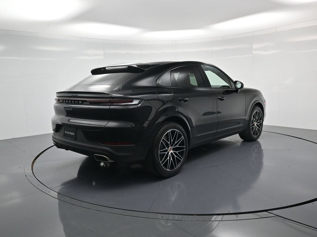 Certified 2026 Porsche Cayenne Coupe AWD/4WD image 30