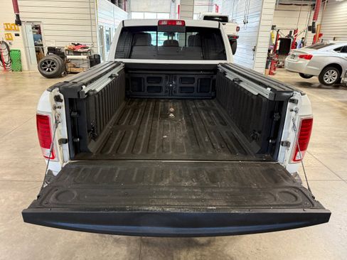 Used 2014 RAM 2500 Longhorn w/ Convenience Group AWD/4WD image 25
