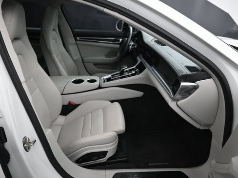 Certified 2023 Porsche Panamera Platinum Edition RWD image 27