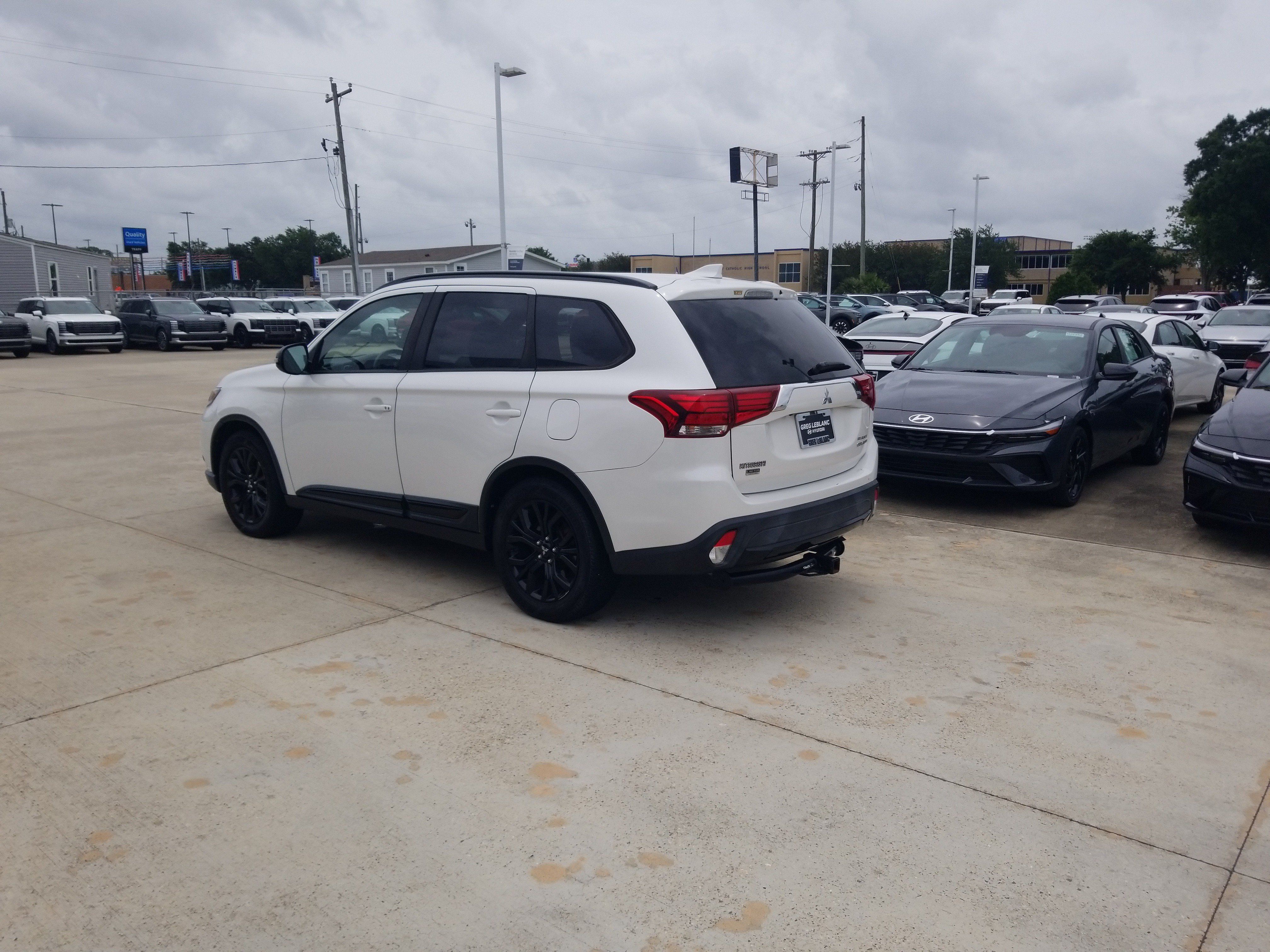 Used 2018 Mitsubishi Outlander LE FWD image 5