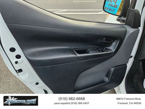 Used 2014 Nissan NV200 SV w/ Technology Package image 10