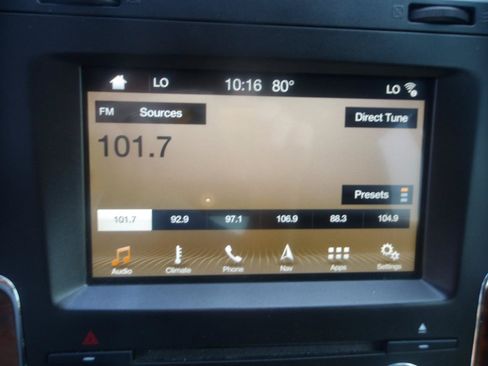 Used 2016 Lincoln Navigator Select RWD image 22