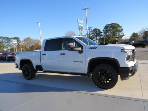 New 2026 Chevrolet Silverado 2500 LTZ w/ Trail Boss Package image 5