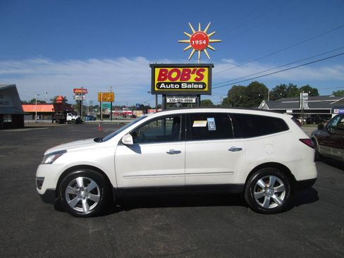 Used 2015 Chevrolet Traverse LTZ AWD/4WD image 11